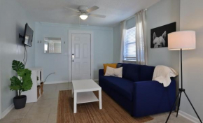 Cozy 1BR Beach Hideaway - One block to beach